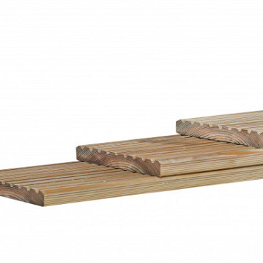 Grenen geprofileerd dekdeel, 1 zijde grof profiel, 1 zijde glad, 2,8 x 14,5 x 400 cm, groen geïmpregneerd.
