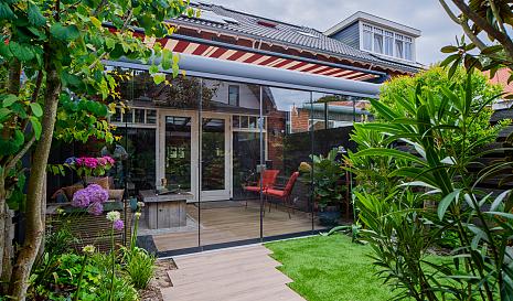 designline in groene tuin