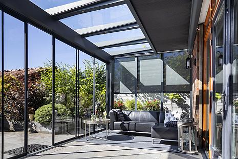 zonwering screens onderkant overkapping