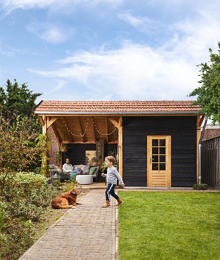 Douglas fijnbezaagde regel 4,5 x 7,5 x 250 cm, onbehandeld.