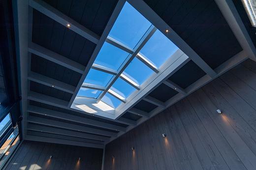 Lichtstraat zadeldak tot 1500mm, 1300mm diep incl. gelaagd isolatieglas en profielen