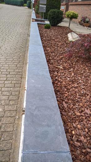AFDEKPLAAT BLUE MOON ROCKFACE 100X25X4CM