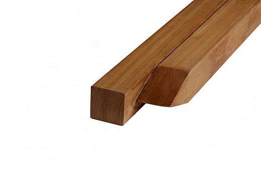 Paal hardhout Angelim Vermelho geschaafd 6.8x6.8x300 cm