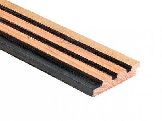 Douglas geschaafd triple profiel met afgeschaafde voorzijde 2,5 x 14 x 300 cm, zwart gespoten.