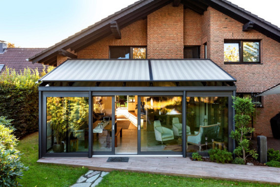 Elektrische boven zonwering met rits W350 250x150 cm (bxd) Incl. afstandsbediening type I.O.