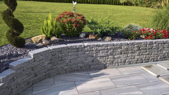 GRANIWALL GREY ROCKFACE 40X16X8CM