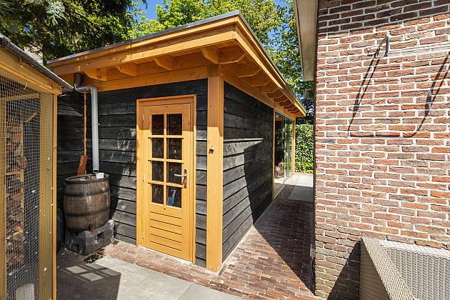 douglas overkapping met schuur 12