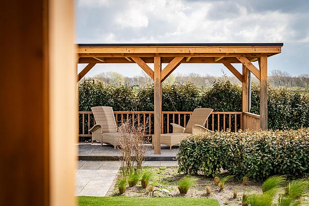 douglas overkapping 6