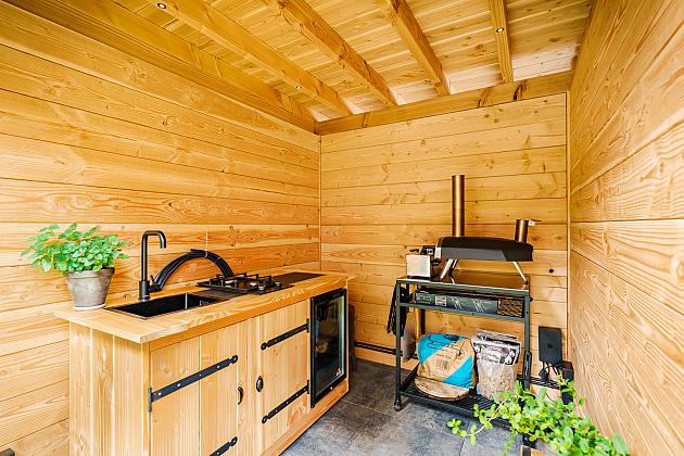 douglas overkapping 7