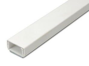 Kliklijst 20x10/15 wit+tape 2meter RAL9010